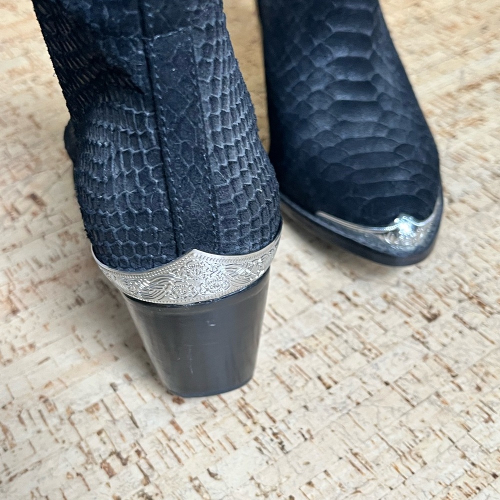 Jeffrey Campbell Cromwell boot - Picture 3 of 5